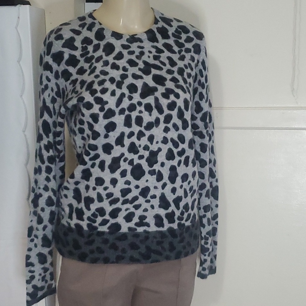 Belle France cashmere Leopard Gray and Black 100% Cashmere Sweater Size XL